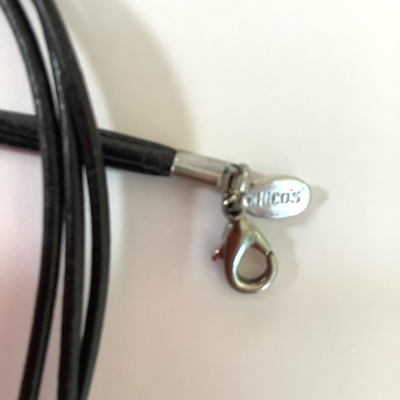 Vintage Chicos silver and black necklace and earrings - Picture 6 of 8